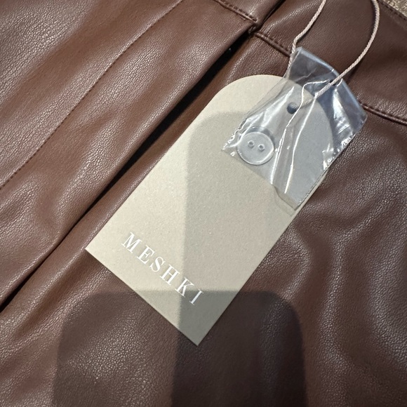 MESHKI faux leather pants - Picture 6 of 6